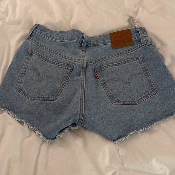 Levi’s Denim Distressed Women Shorts 501 button fly - Picture 2 of 2